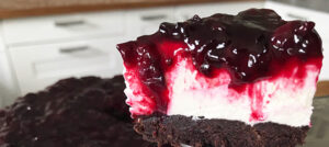 Blackcurrant brownie cheesecake